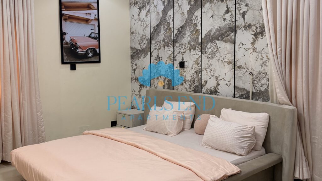 Who Chooses Luxury Shortlets in Lagos